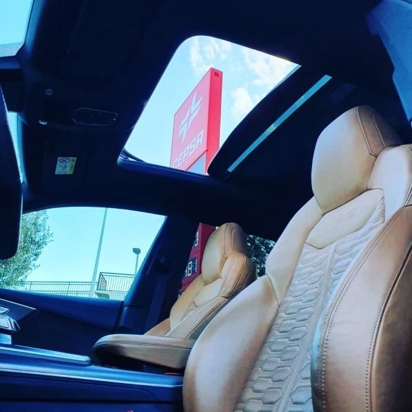 Аренда авто Audi R8 в Марбелье - 650€ - Ref: 5003 фото 9