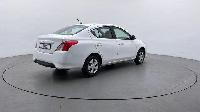 Продается авто  NISSAN SUNNY в Дубае - 42299Dh - Ref: 5005 фото 2