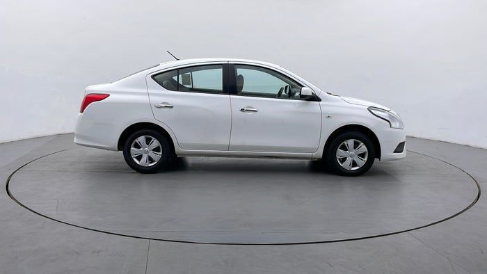 Продается авто  NISSAN SUNNY в Дубае - 42299Dh - Ref: 5005 фото 3