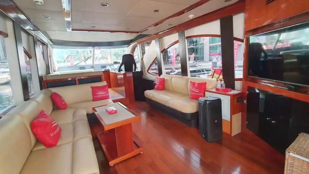 Аренда яхты в Дубае Duretti 70ft Spacious Yacht в Даунтаун Бурдж Дубай - 1900Dh - Ref: 5133 фото 6
