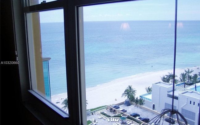 Аренда квартиры в районе Hollywood Beach на первой линии в Санни-Айлс-Бич - 120$ - Ref: 5149 фото 9