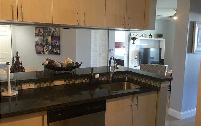 Аренда квартиры в районе Sunny Isles Beach в Санни-Айлс-Бич - 120$ - Ref: 5175 фото 2