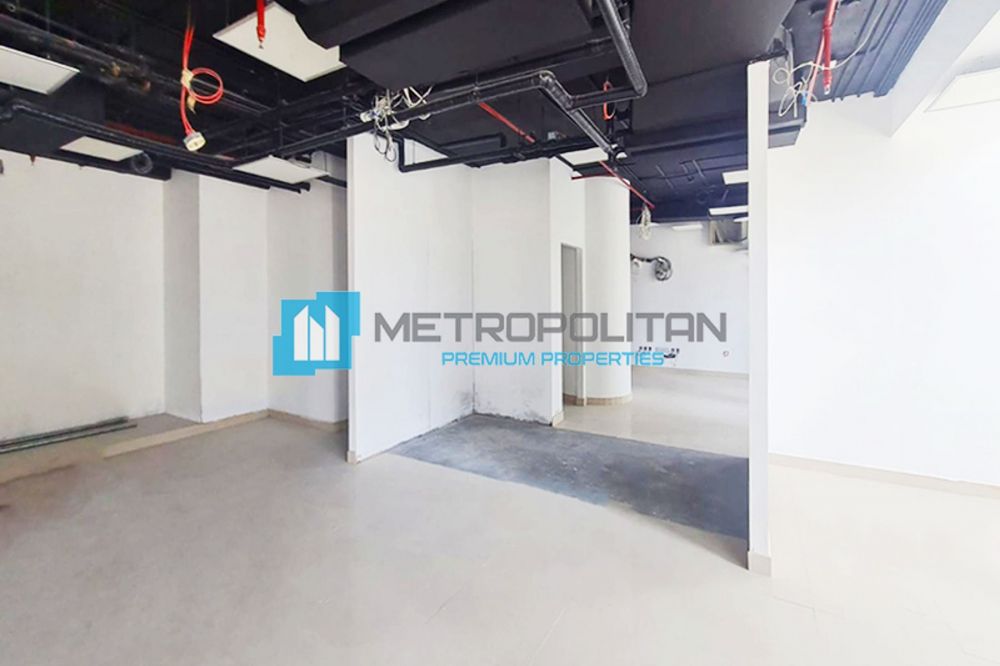 Large Layout | Open Retail Space | Bright Unit in Dubai - 456000Dh - Ref: 5357 photo 5