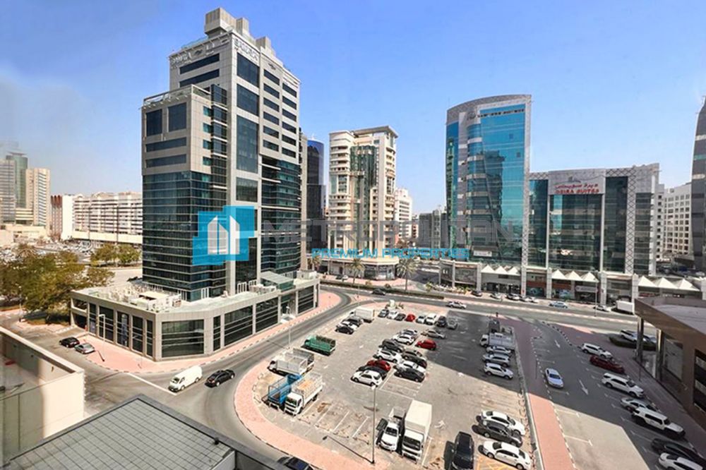 Удивительно оборудованное офисное помещение в самом сердце Старого Дубая в Дубае - 640000Dh - Ref: 5402 фото 1