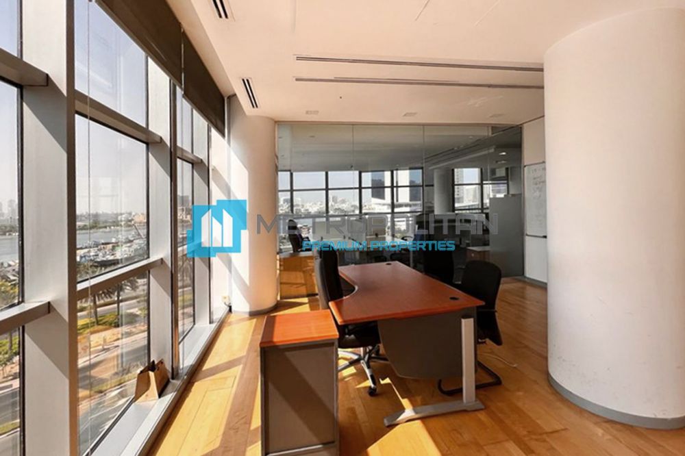 Удивительно оборудованное офисное помещение в самом сердце Старого Дубая в Дубае - 640000Dh - Ref: 5402 фото 6