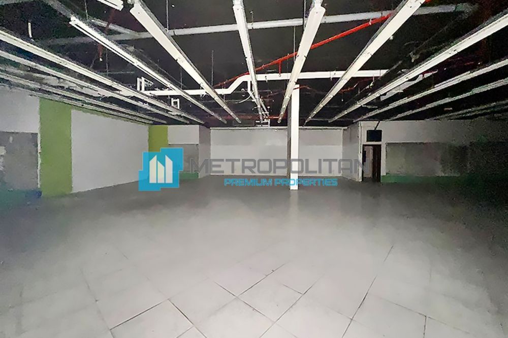 Semi-Fitted Shop| Bur Dubai| Prime Location in Dubai - 1479300Dh - Ref: 5408 photo 9