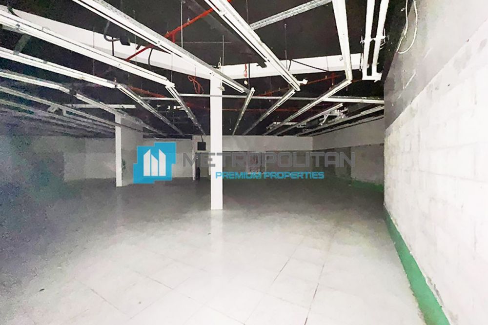 Semi-Fitted Shop| Bur Dubai| Prime Location in Dubai - 1479300Dh - Ref: 5408 photo 10