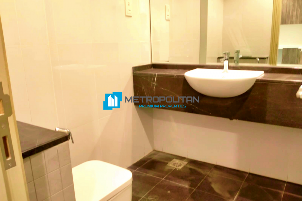 Сдается в аренду оборудованный офис площадью 1000 кв. Футов в Умм-Аль-Шейфе. в Дубае - 150000Dh - Ref: 5504 фото 15