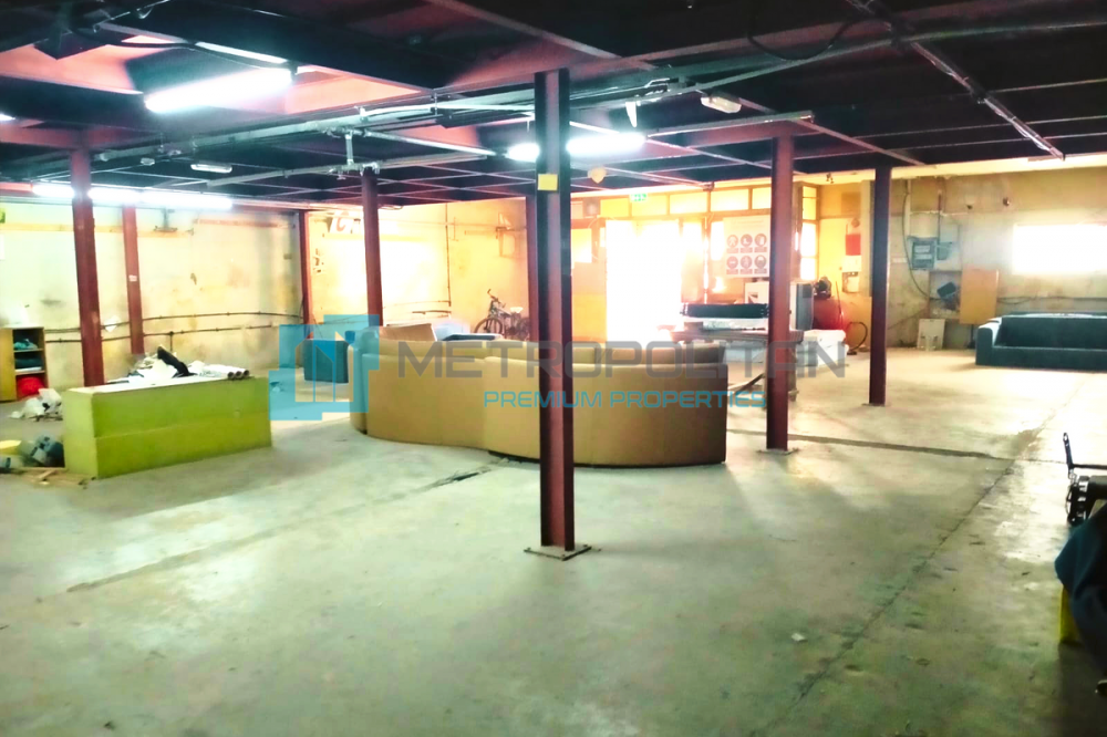 5000 qm Lagerhalle zu vermieten in Al Quoz 04. в Дубае - 350000Dh - Ref: 5509 фото 1