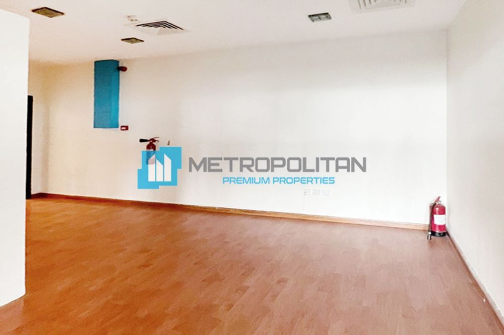 Оборудованный офис | Просторный и аккуратный в Дубае - 200000Dh - Ref: 5515 фото 2