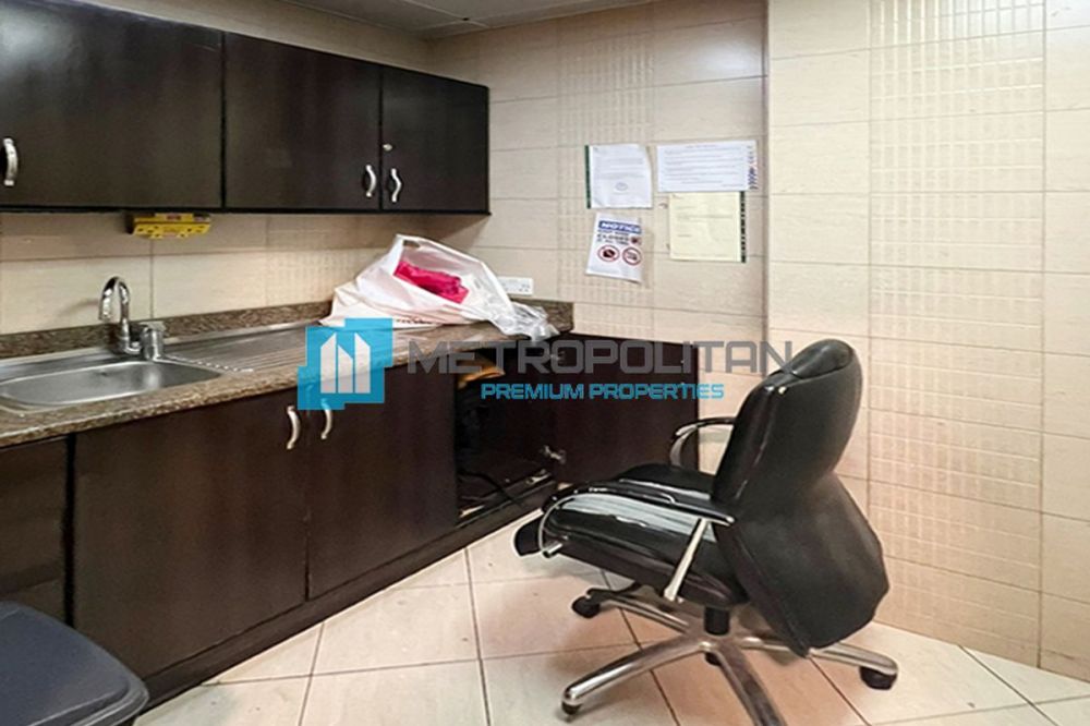 Оборудованный офис | Просторный и аккуратный в Дубае - 200000Dh - Ref: 5515 фото 7