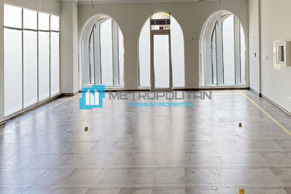 Аккуратное чистое торговое помещение | Идеально подходит для магазина | Jumeirah 1 в Дубае - 380000Dh - Ref: 5518 фото 2