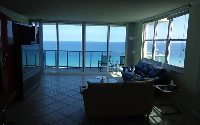 Сдается в аренду квартира в Майами S Ocean Dr,Hollywood в Майами - 112$ - Ref: 5614 фото 2