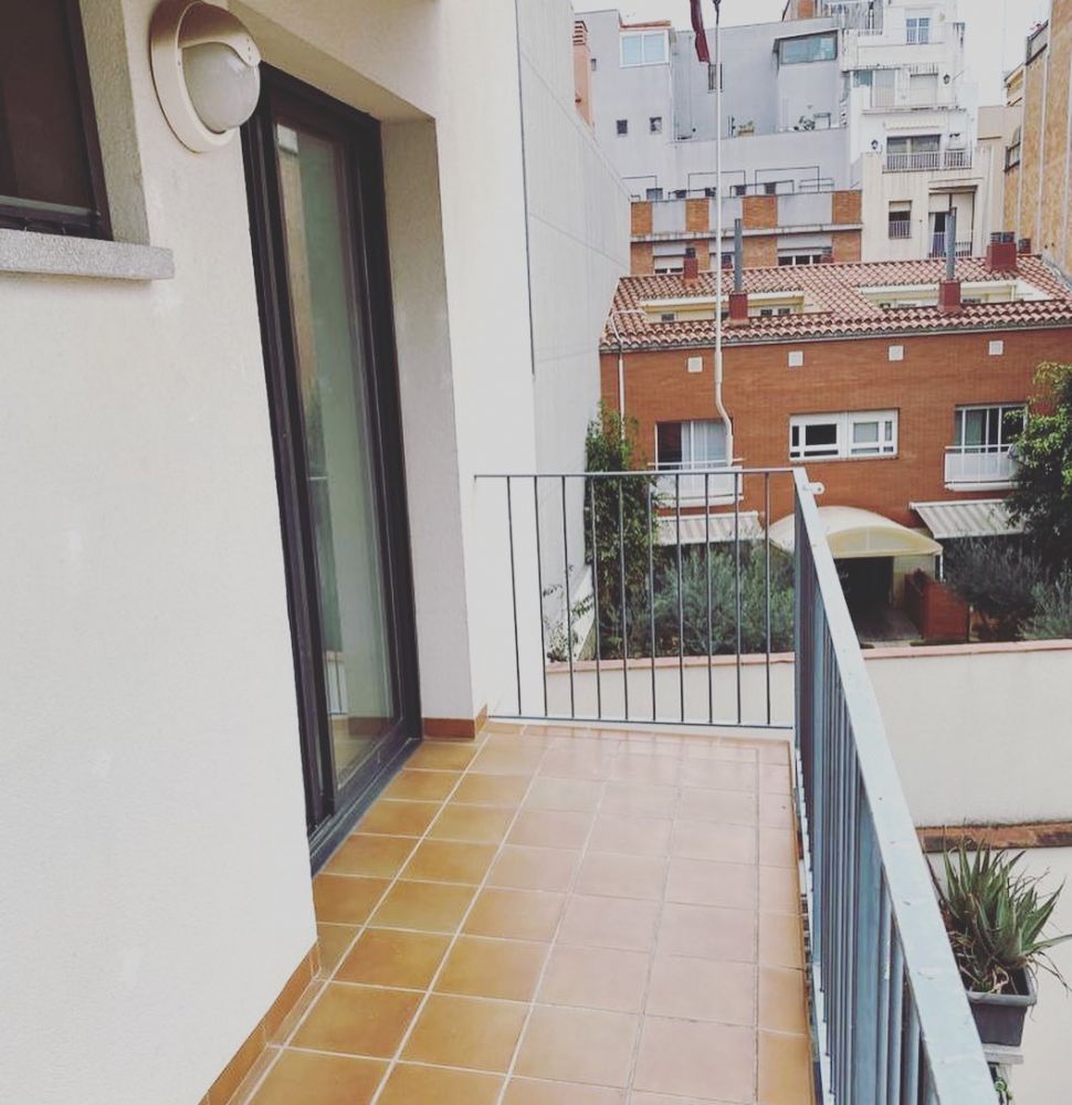 Long term rental apartment in Barcelona - 1290€ - Ref: 5892 photo 1