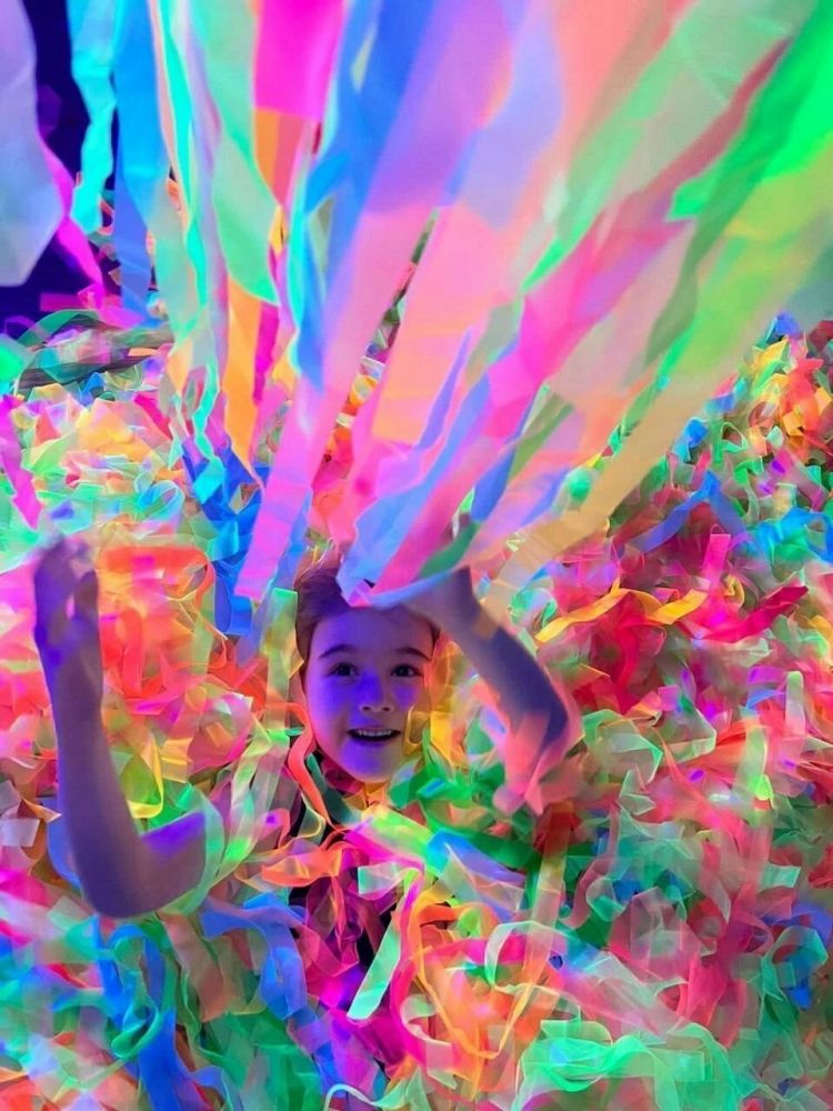 Неоновое Шоу в Дубае - 2300Dh - Ref: 5962 фото 2