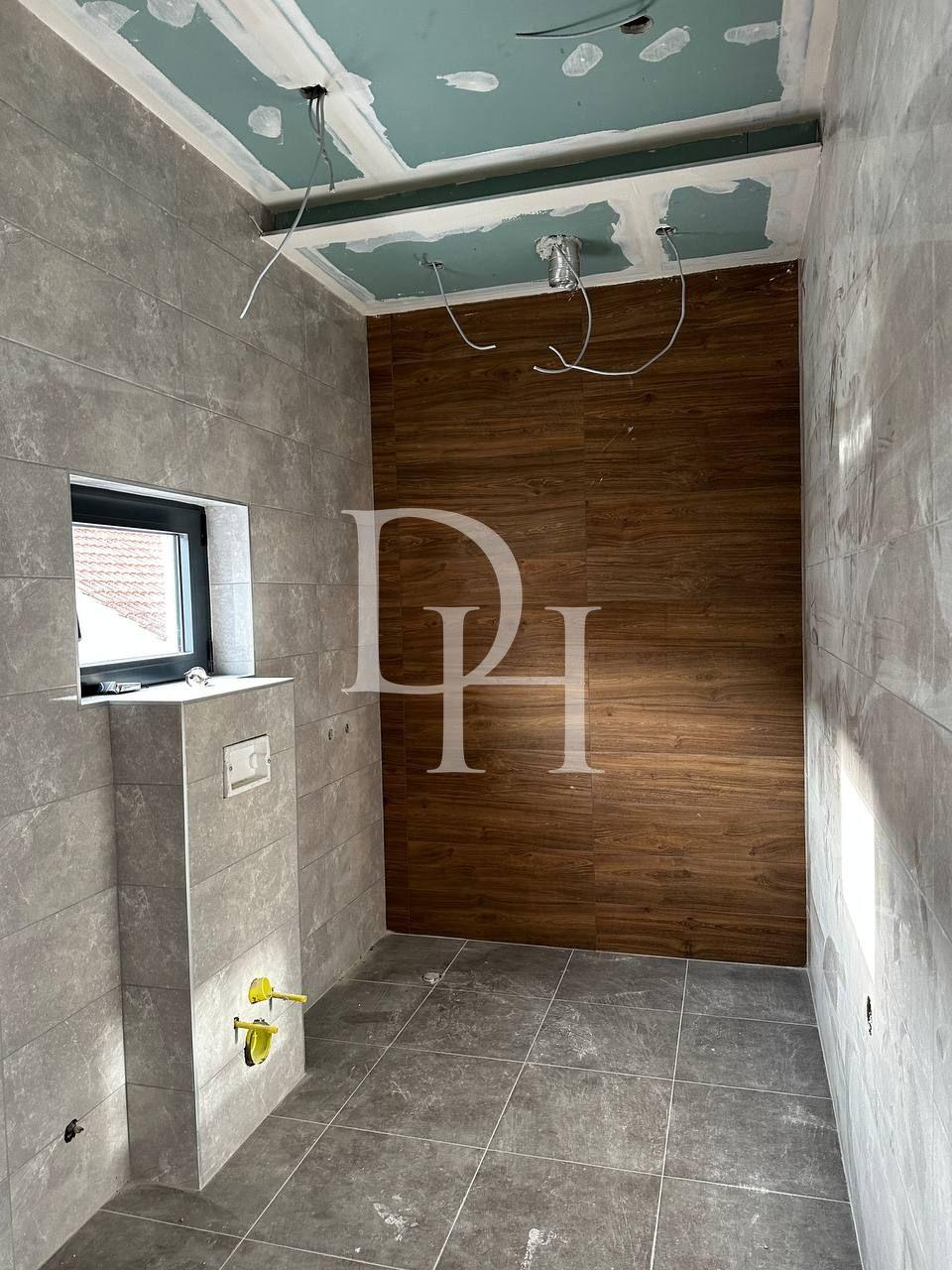 House / Villa, Montenegro, Tivat C., Krasici, 530 000 € photo 11