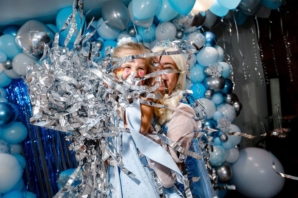 Серебряное шоу в Эмиратах в Дубае - 1800Dh - Ref: 5990 фото 5