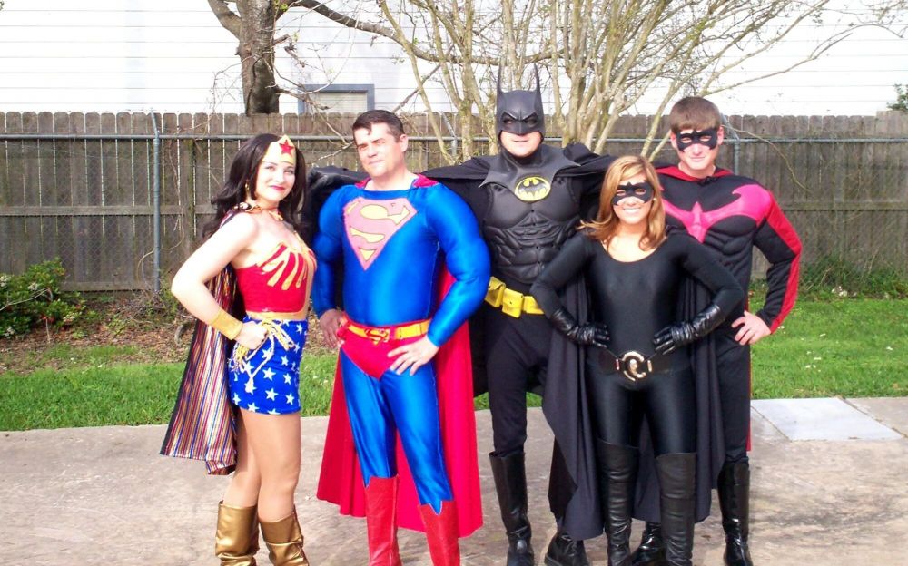 Суперженщина в Дубае - 700Dh - Ref: 5998 фото 1