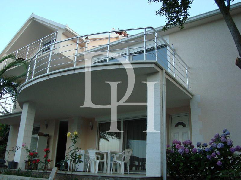 House / Cottage, Montenegro, Tivat C., Krasici, 380 000 € photo 1