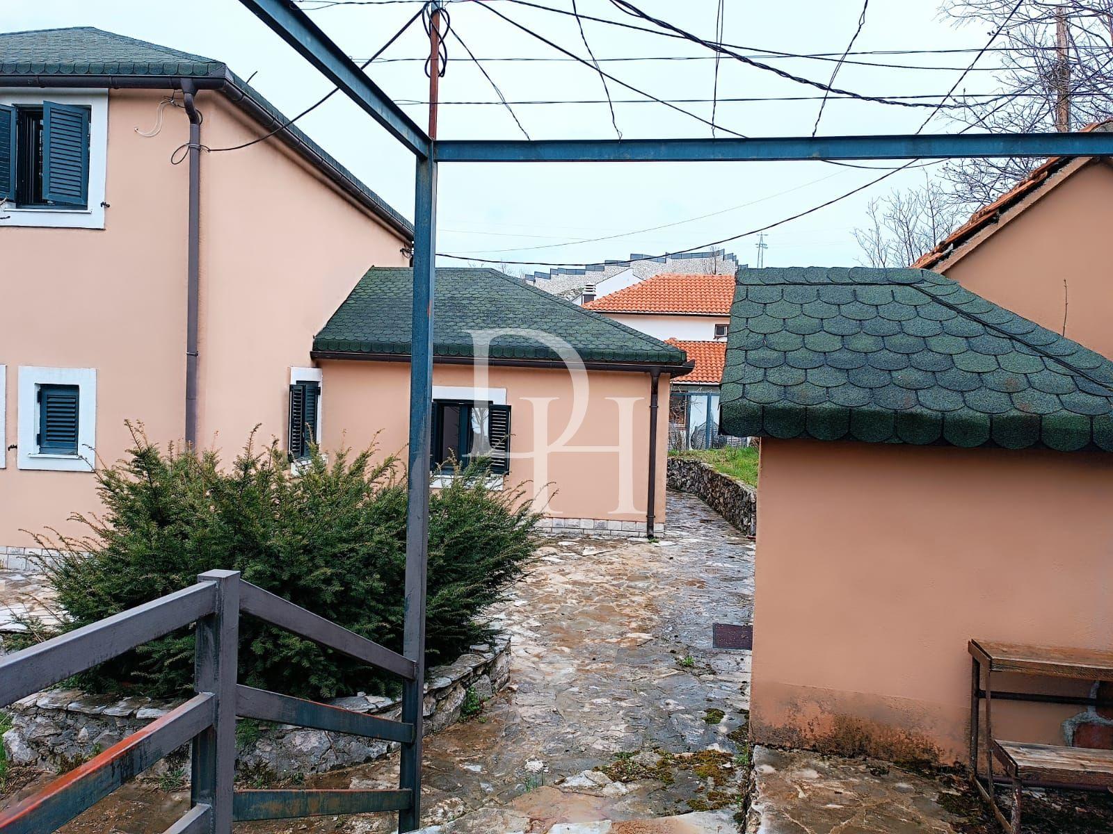 Haus / Villa, Montenegro, Cetinj G., Cetinje, 299 000 € foto 30