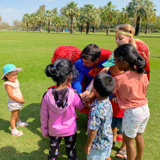 Няня-аниматор Чудо-женщина в Дубае - 250Dh - Ref: 6261 фото 1