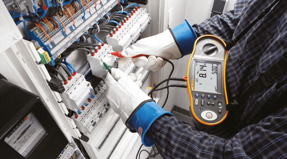 Электрические работы в Дубае - Ref: 6357 фото 1