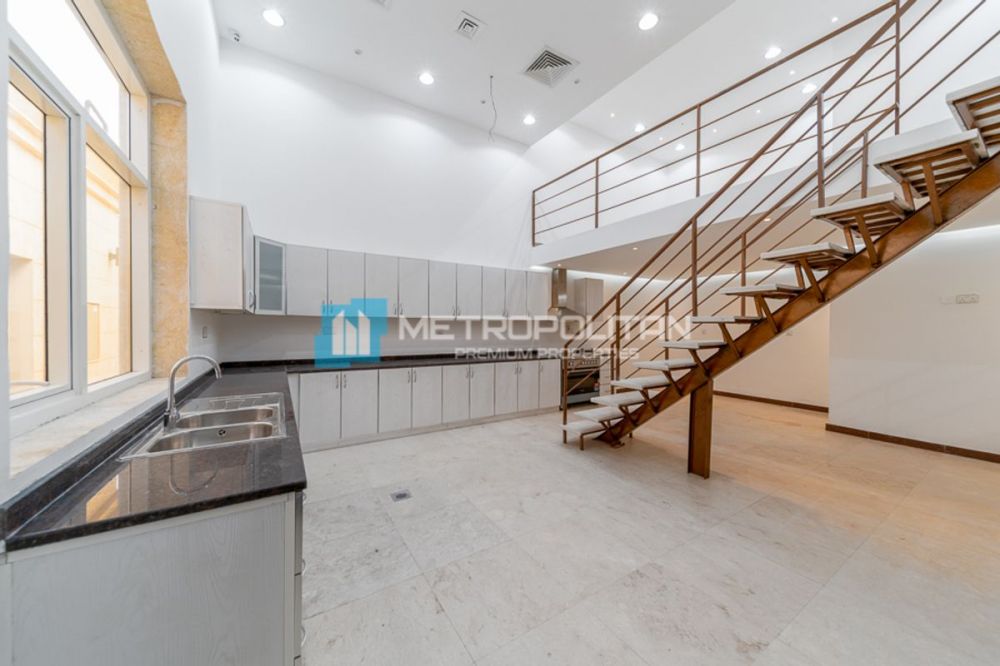 Частная вилла в Дубае - 1000000Dh - Ref: 6379 фото 14