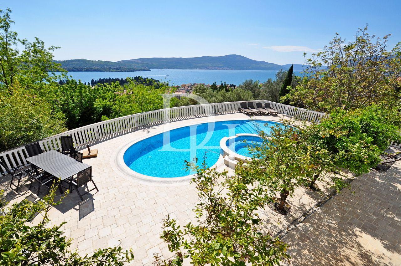 House / Villa, Montenegro, Tivat C., Tivat, 795 000 € photo 14