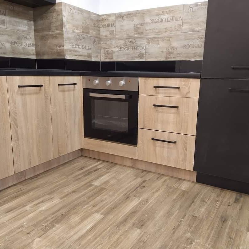 Кухонная мебель с ламинированной столешницей в Валенсии - Ref: 6834 фото 1