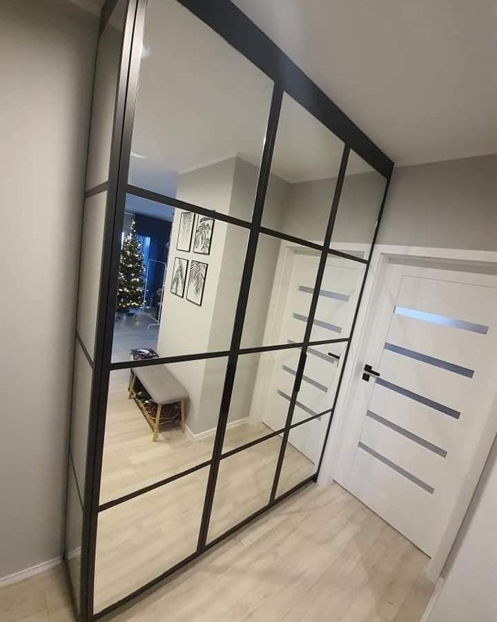 Шкаф на заказ с зеркальными дверями в Валенсии - Ref: 6899 фото 5