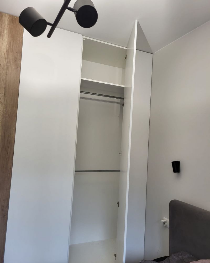 Шкаф по индвидуальному дизайну в Барселоне - Ref: 6997 фото 6