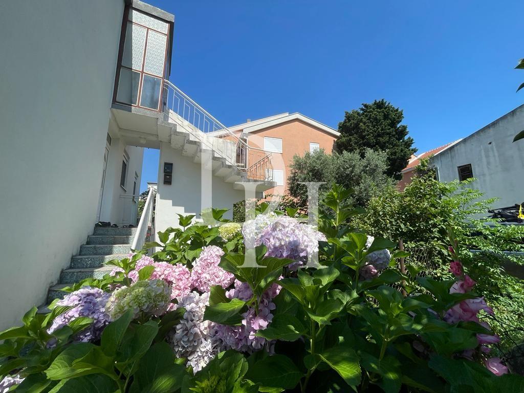 Апартаменты, Черногория, О. Бар, Бар, 120 000 € фото 1