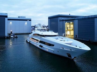 Продажа яхты Heesen Aura 50m в Европе в Майами - 35600000€ - Ref: 152 фото 2