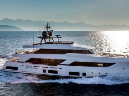 Продажа яхты Custom Line Navetta 37 в Европе в Аликанте - 13900000€ - Ref: 155 фото 2