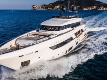 Продажа яхты Custom Line Navetta 37 в Европе в Аликанте - 13900000€ - Ref: 155 фото 3