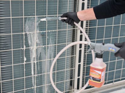 Cleaning air conditioners (ID:815)