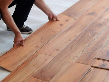 Laying laminate flooring (ID:1033)