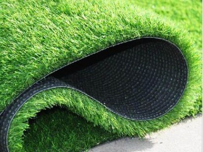 Laying artificial turf (ID:1034)