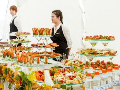The services of a visiting chef for any event (ID:1210)
