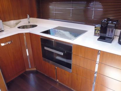 Аренда яхты  SUNSEEKER 68 SPORT YACHT в Марбелье - 3750€ - Ref: 1272 фото 10