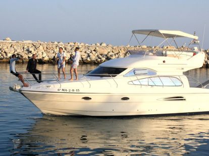 Аренда яхты  ASTONDOA 40 FLY​​​​​​​  в Марбелье - 850€ - Ref: 1282 фото 3