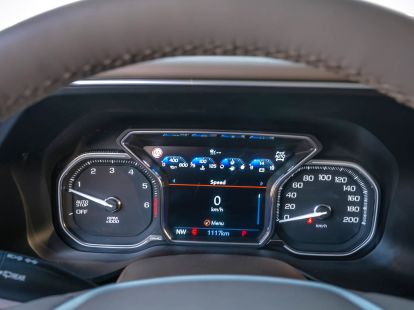 Аренда авто GMC Yukon Denali в Дубае - 298€ - Ref: 1328 фото 4