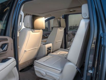 Аренда авто GMC Yukon Denali в Дубае - 298€ - Ref: 1328 фото 6