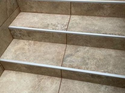 Мастер по укладке в Дубае - Ref: 1387 фото 2