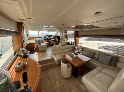 Аренда яхты в Дубае BELLA SUNSEEKER 64 в Дубае - 1400Dh - Ref: 1515 фото 3