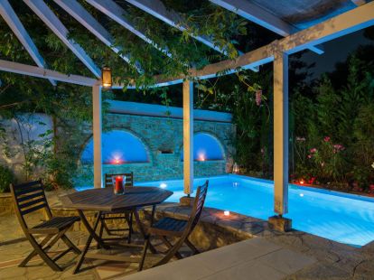 Виллу снять с  бассейном у моря в Ситонии на Ситонии - 200€ - Ref: 4846 фото 1