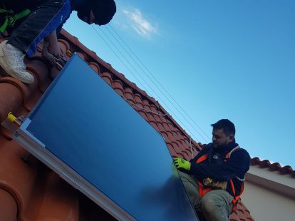 Installation of solar collectors in Barcelona (ID:4983)