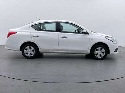 Продается авто  NISSAN SUNNY в Дубае - 42299Dh - Ref: 5005 фото 3