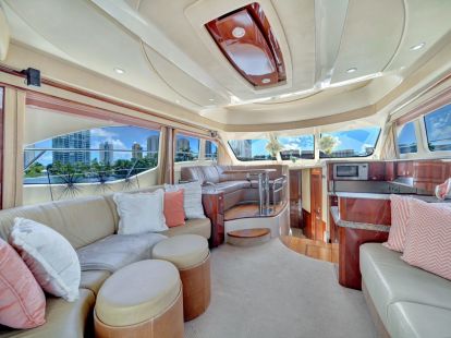 Аренда яхты в Майами 52’ SEA RAY SUNDANCER FLYBRIDGE в Санни-Айлс-Бич - Ref: 5007 фото 14