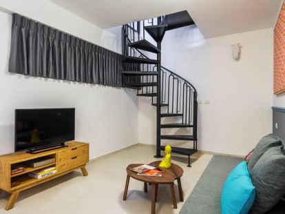 Квартира с 4 спальнями, садом и парковкой Зрубавель в Тель-Авиве - 600€ - Ref: 5111 фото 8